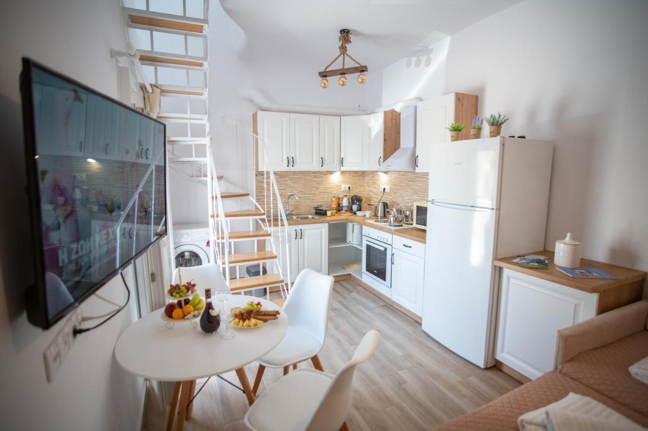 F&i Maisonette