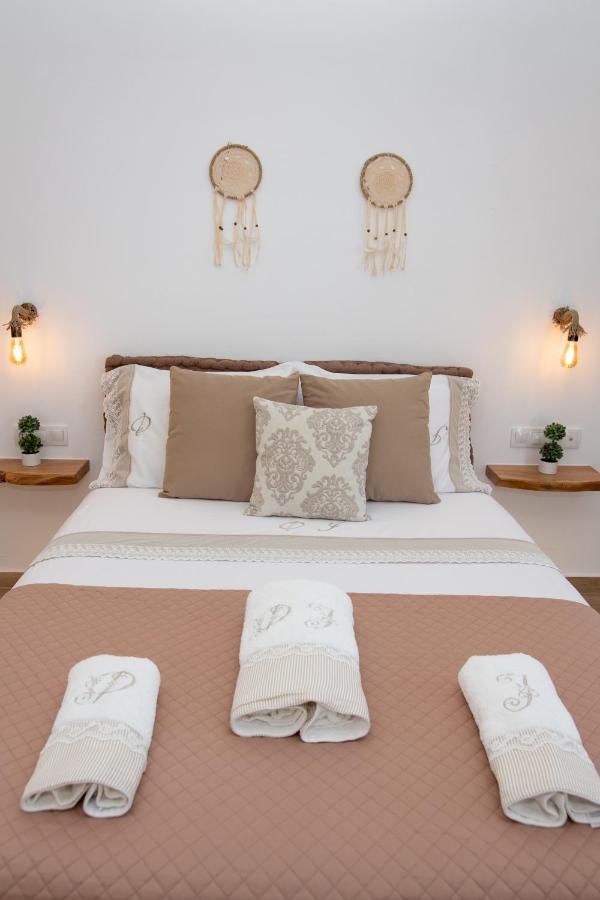 F&i Maisonette